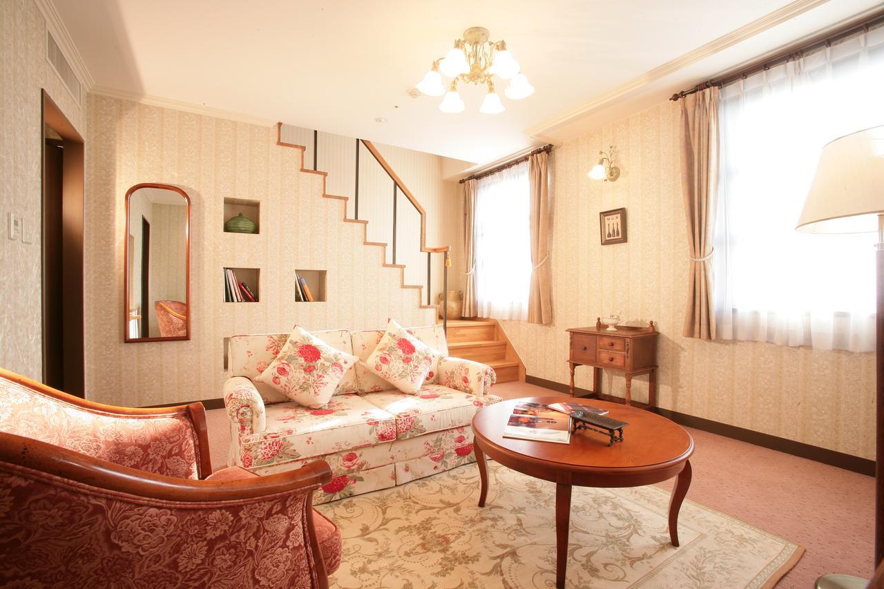 คิตะบิวาโกะ โฮเต็ล กราซี Hotel นากาฮามะ ภายนอก รูปภาพ